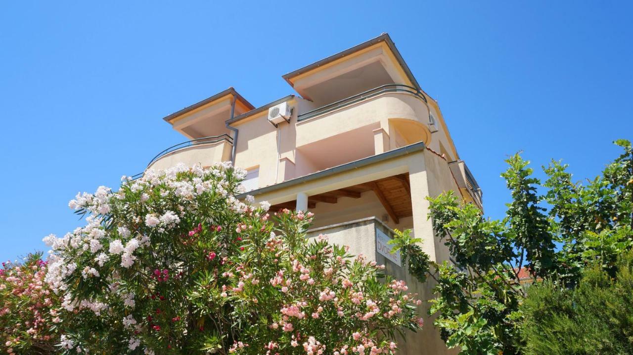 Villa Dvorine Tisno Exterior photo
